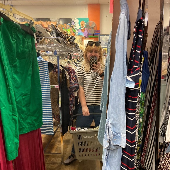 BOOKMARK TO FIND MY CLOSET ‼️‼️ - Picture 2 of 2